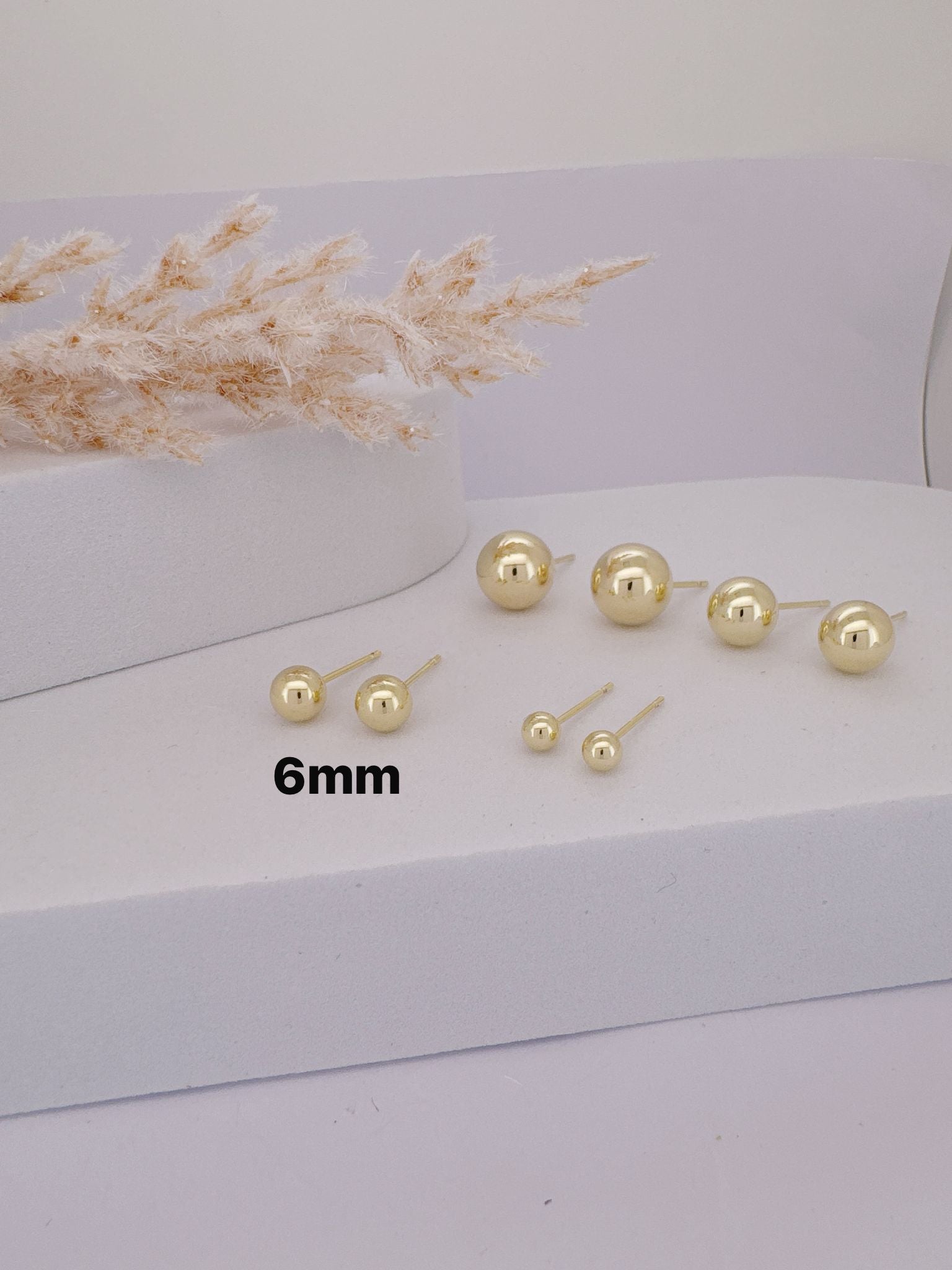 0052- BALL EARRING 6mm