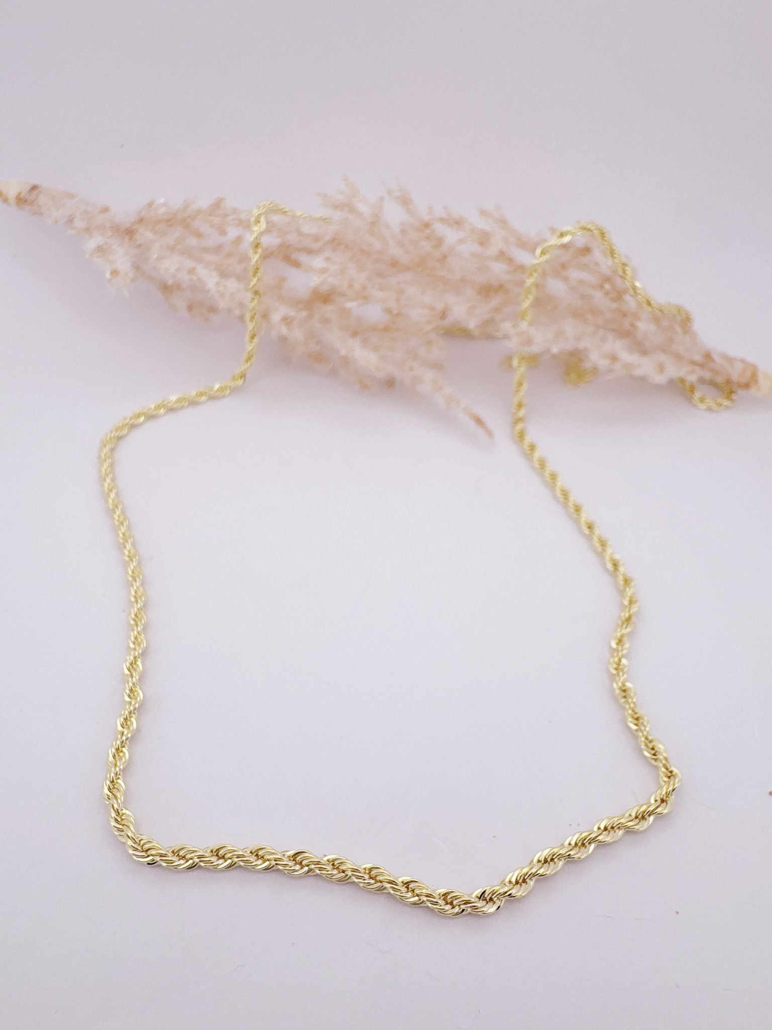 0113- MINIMALIST ROPE CHAIN