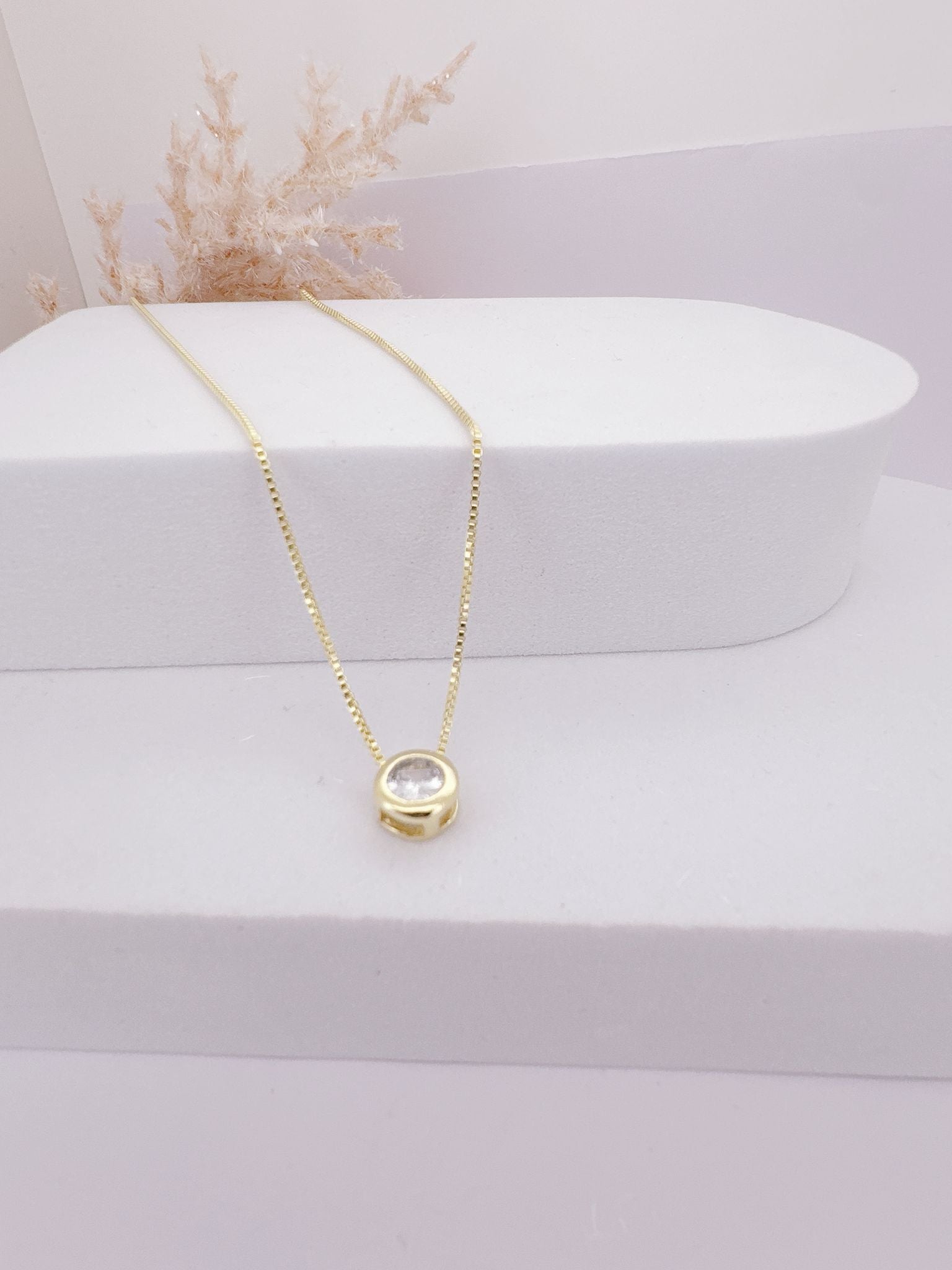 0127- POINT OF LIGHT NECKLACE