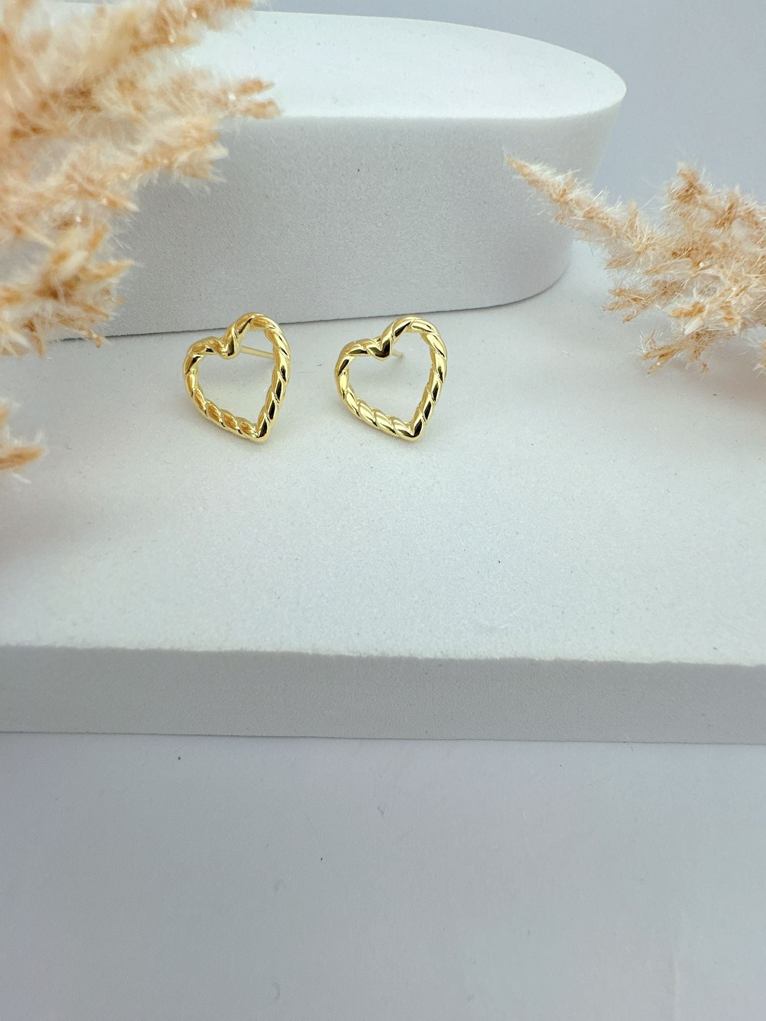 0072- HEART EARRING