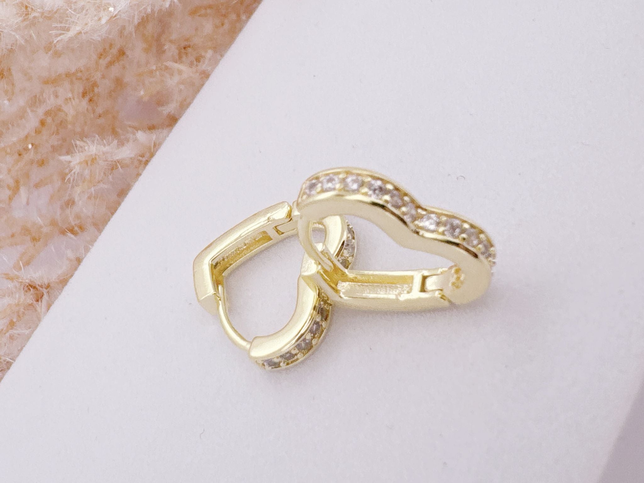 0073- HEART HOOP EARRING WITH ZIRCONIA